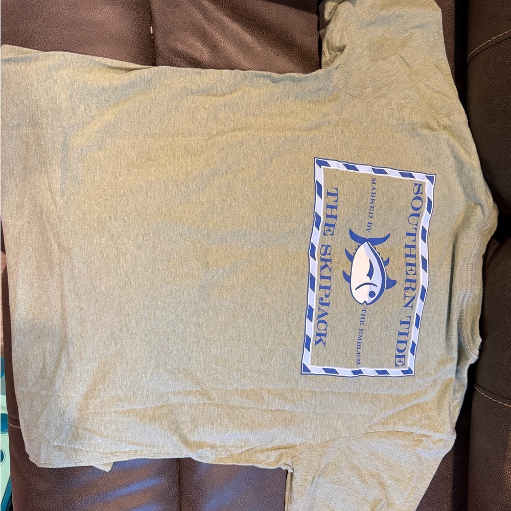Southern Graphic tees